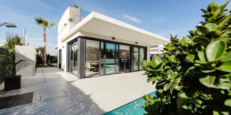 Цены на жильё в Москве снизились впервые за два года