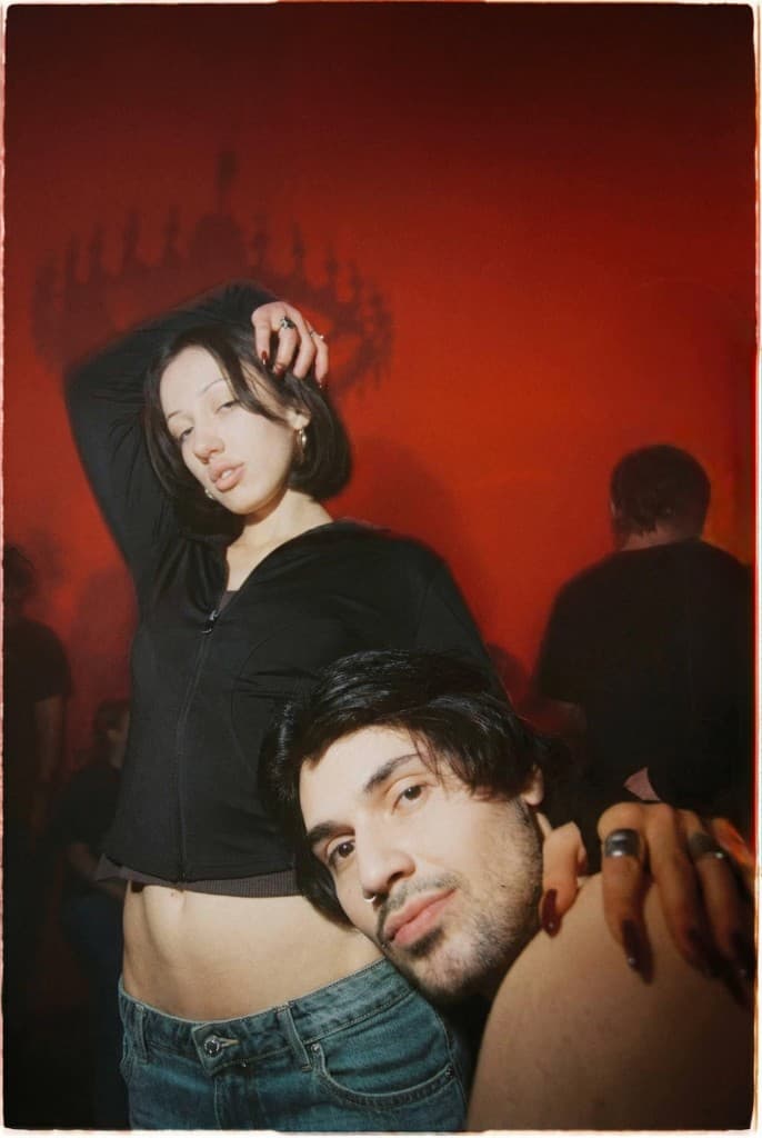 Закрытые вечеринки и открытые последствия: как частная жизнь становится фактором публичной оценки